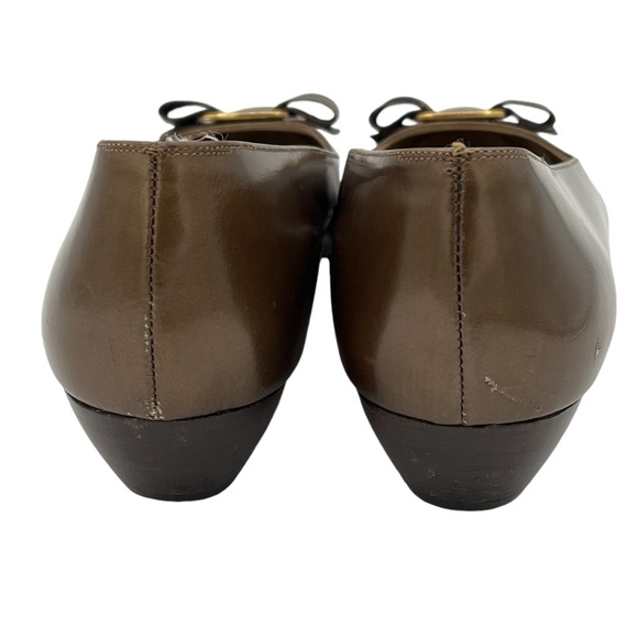 Salvatore Ferragamo Women's Vintage Low Heel Brown Leather Pump - Picture 5 of 11